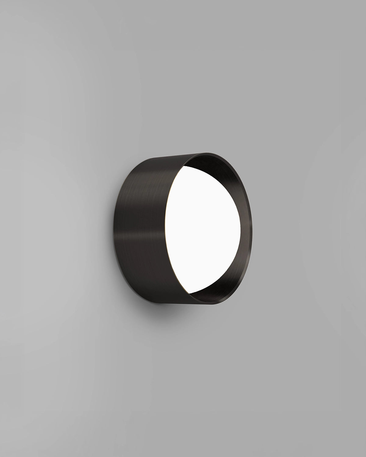Dome Sur Wall Light