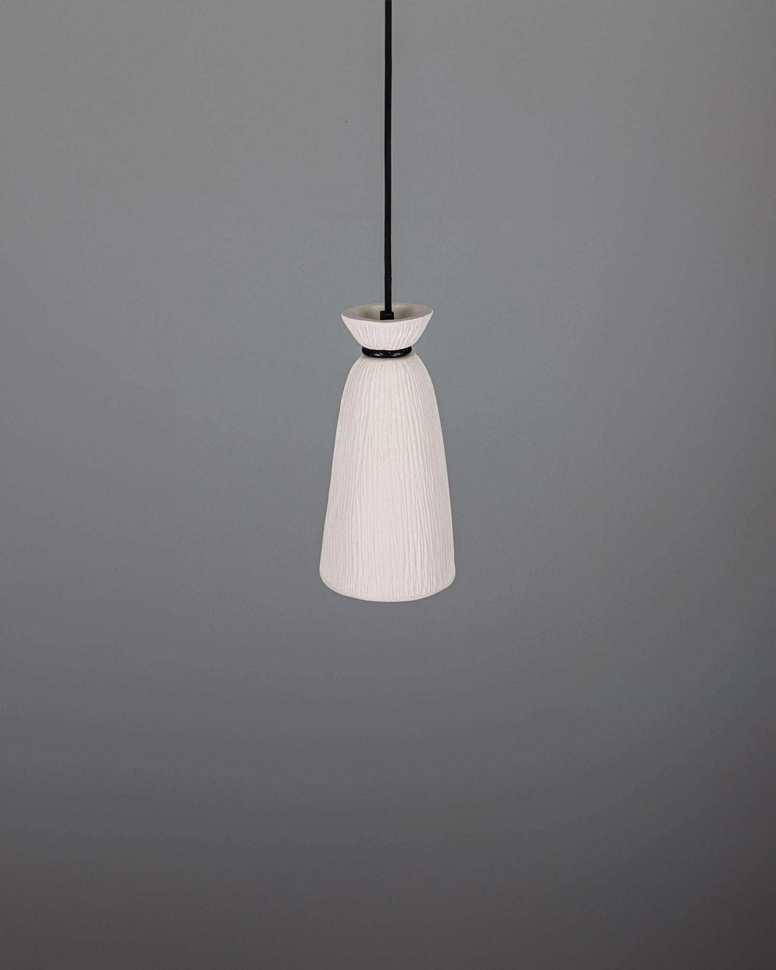 Pando Ceramic Pendant Light