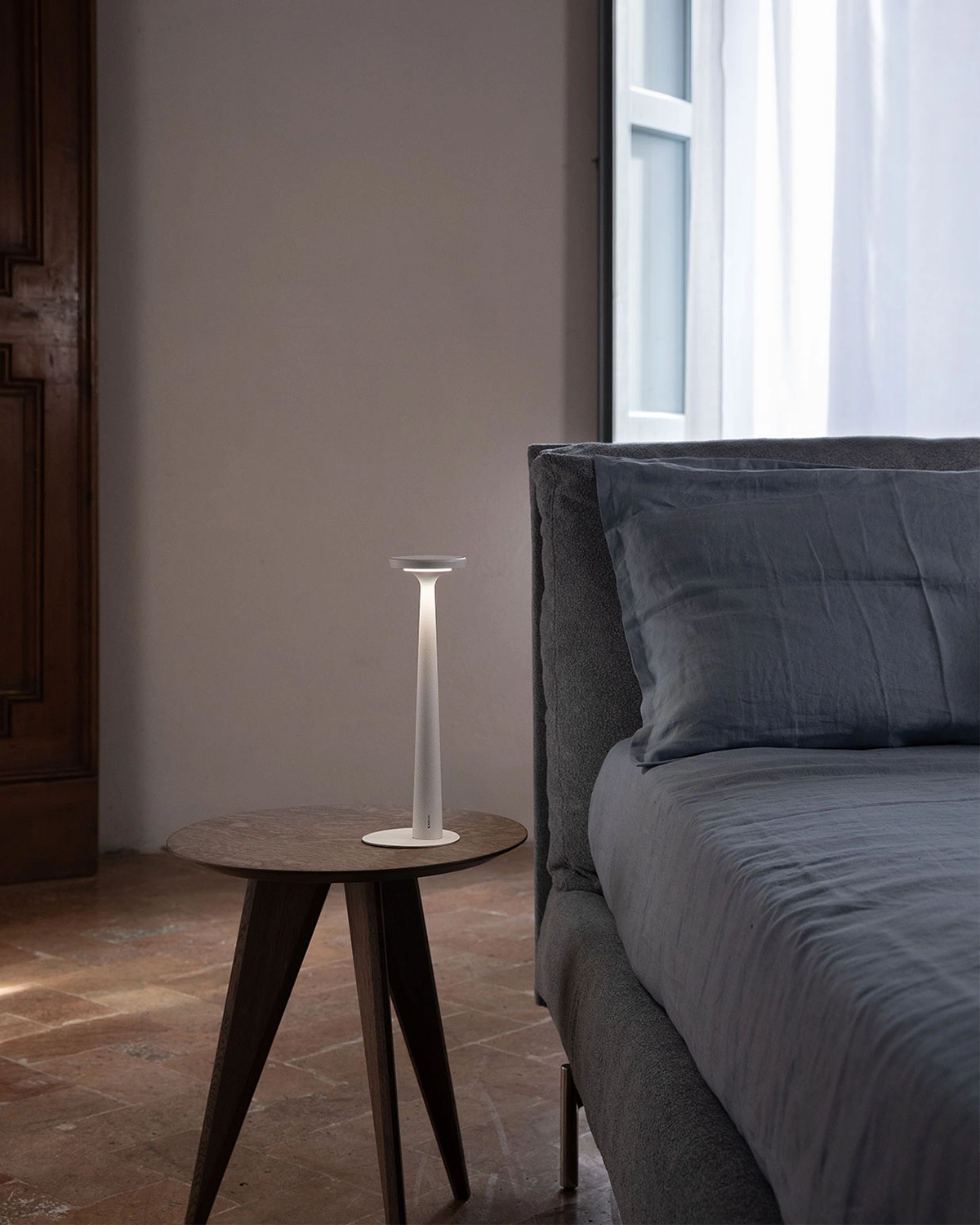 Papiria Table Lamp