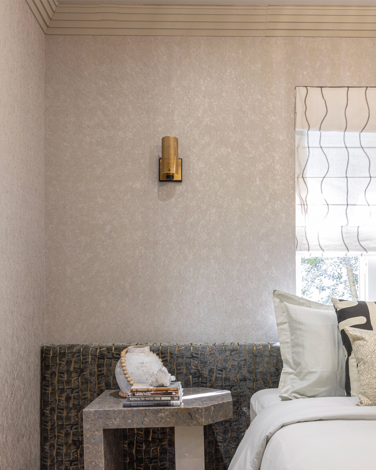 Pilsen Wall Light