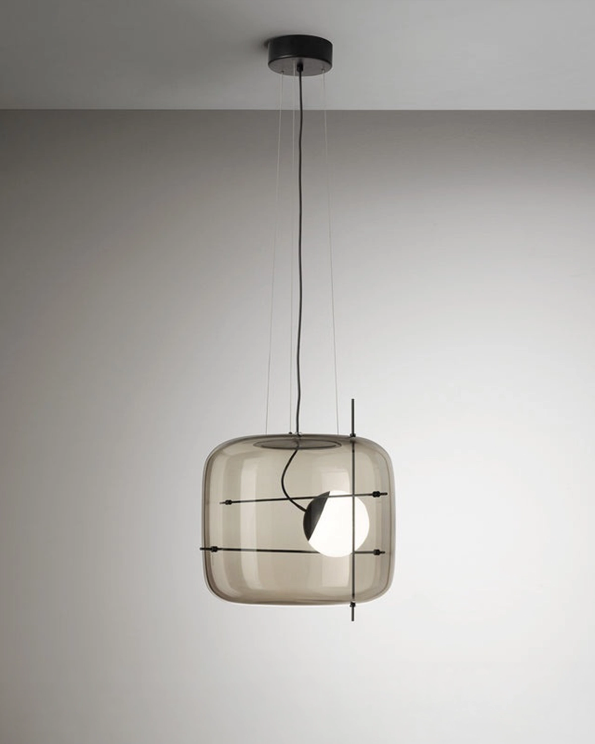 Plot Pendant Light