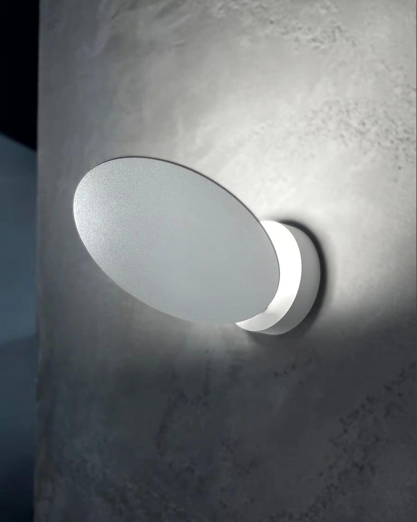 Puzzle Round Outdoor Wall Light