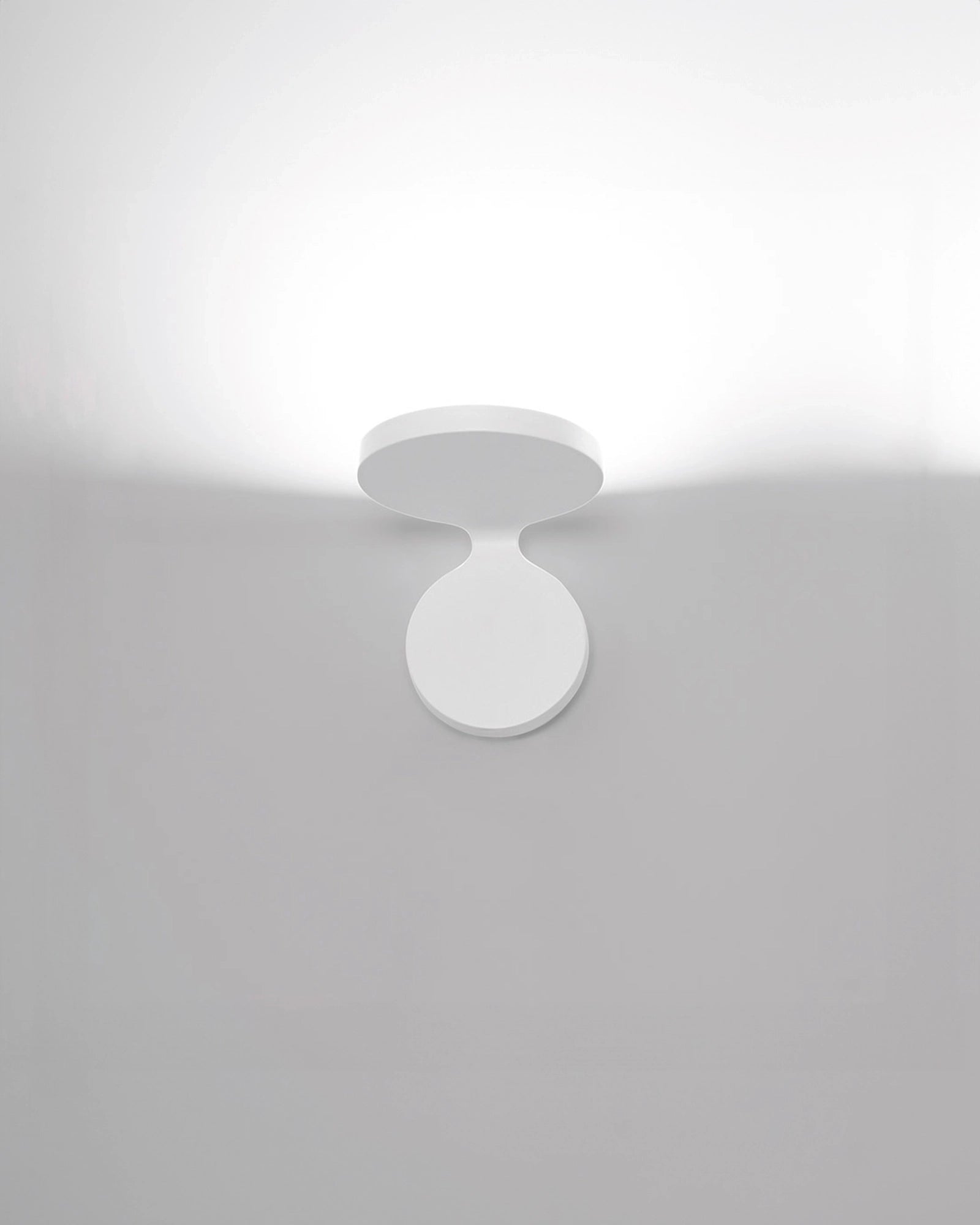 Rea Wall Light