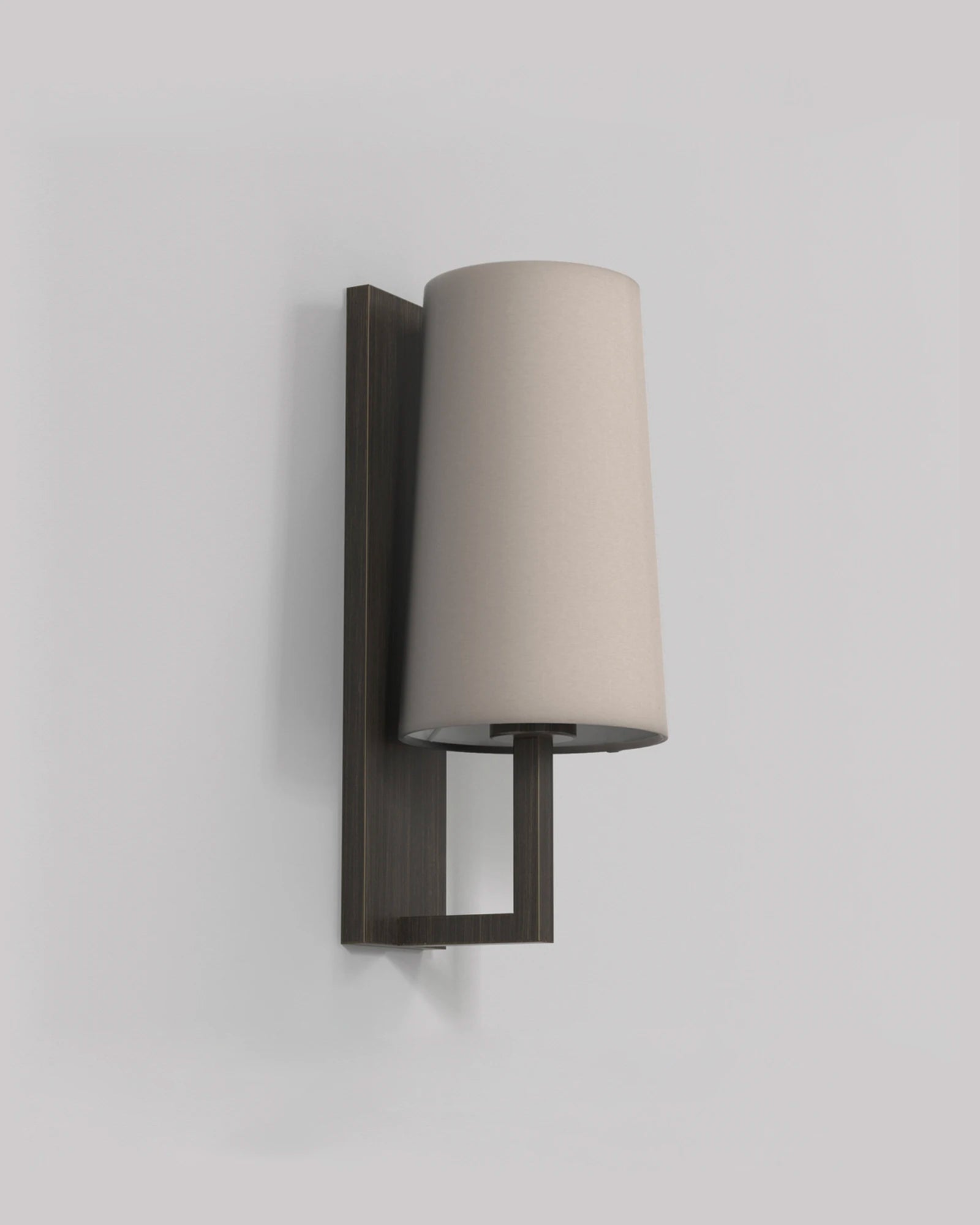 Riva Wall Light