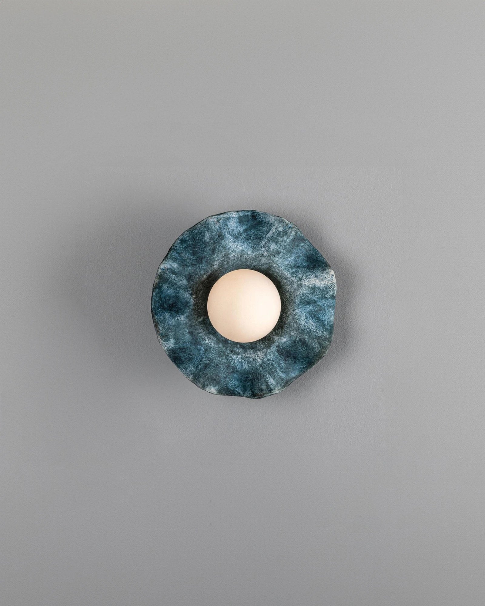 Rivale Wall Light