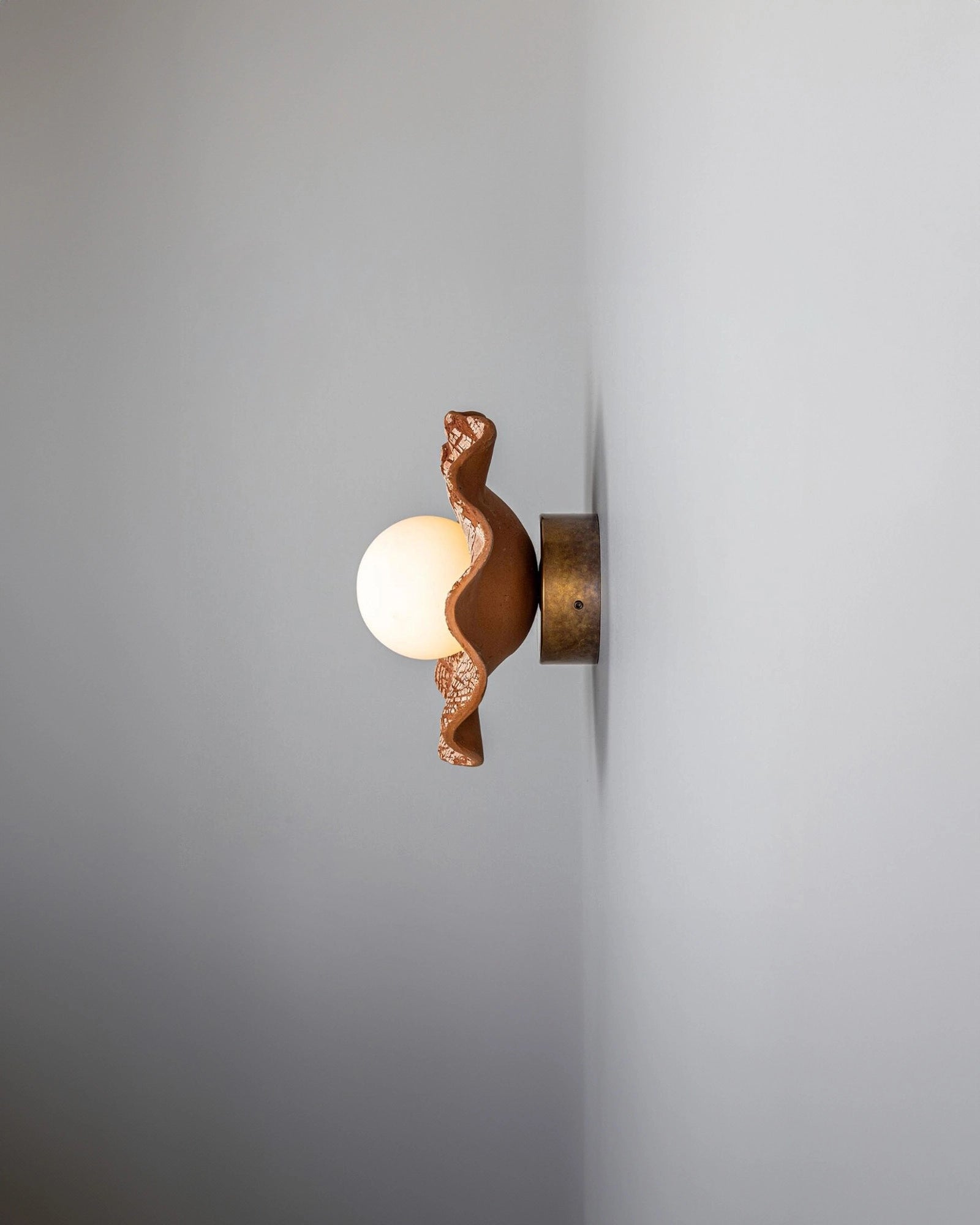 Rivale Wall Light