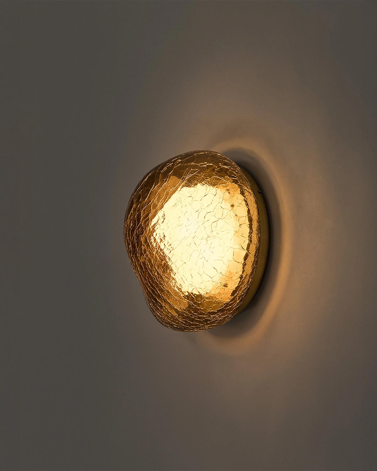 Roe Wall Light