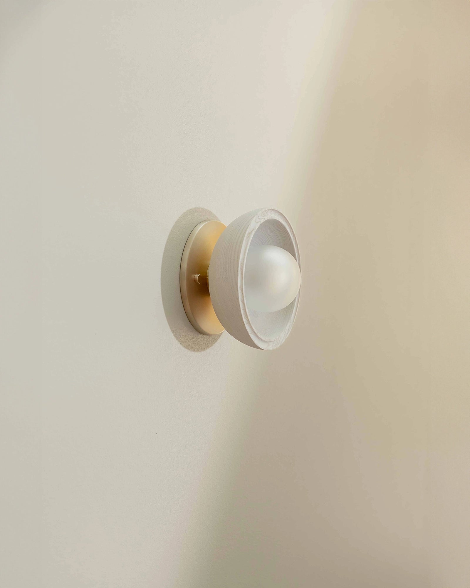 Selene Surface Wall Light