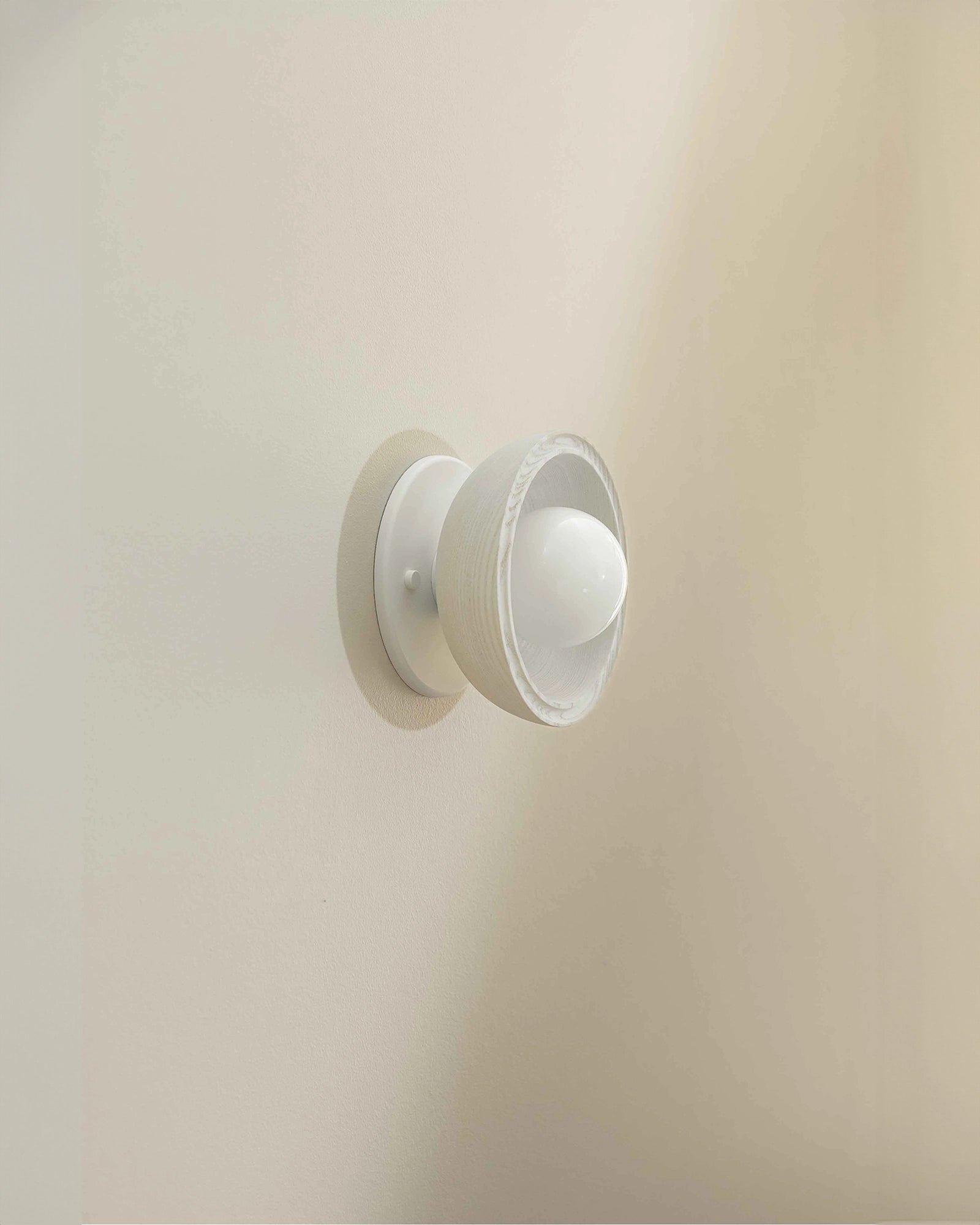 Selene Surface Wall Light