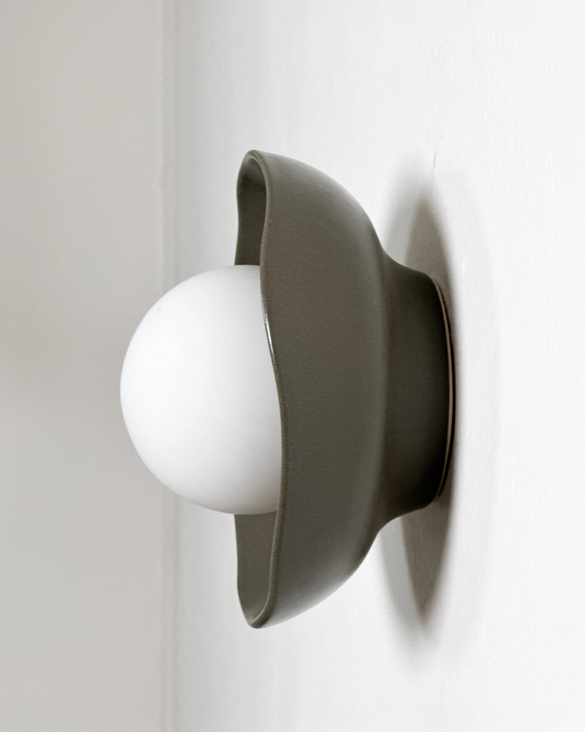 Shell Wall Light