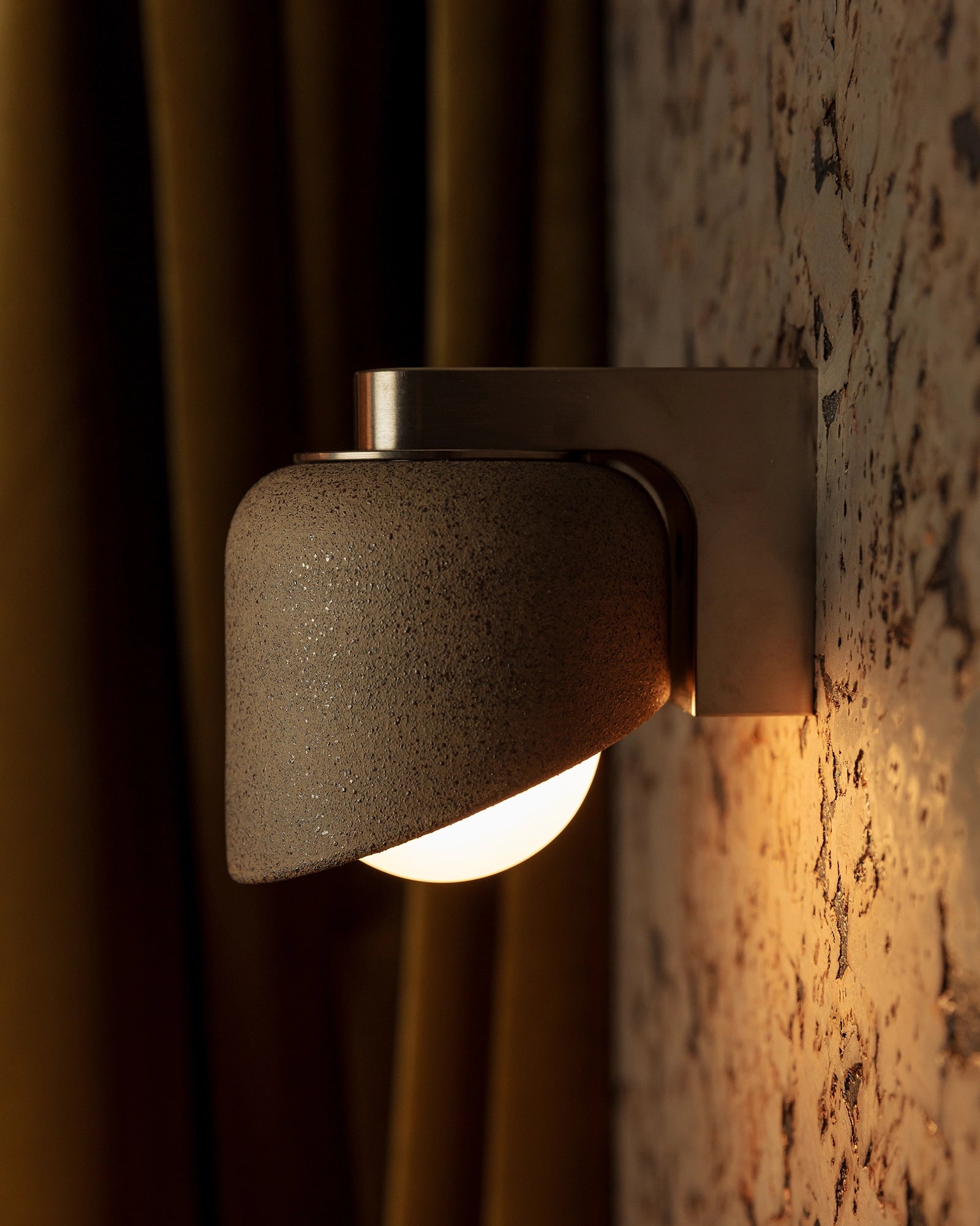 Terra 0.5 Wall Light
