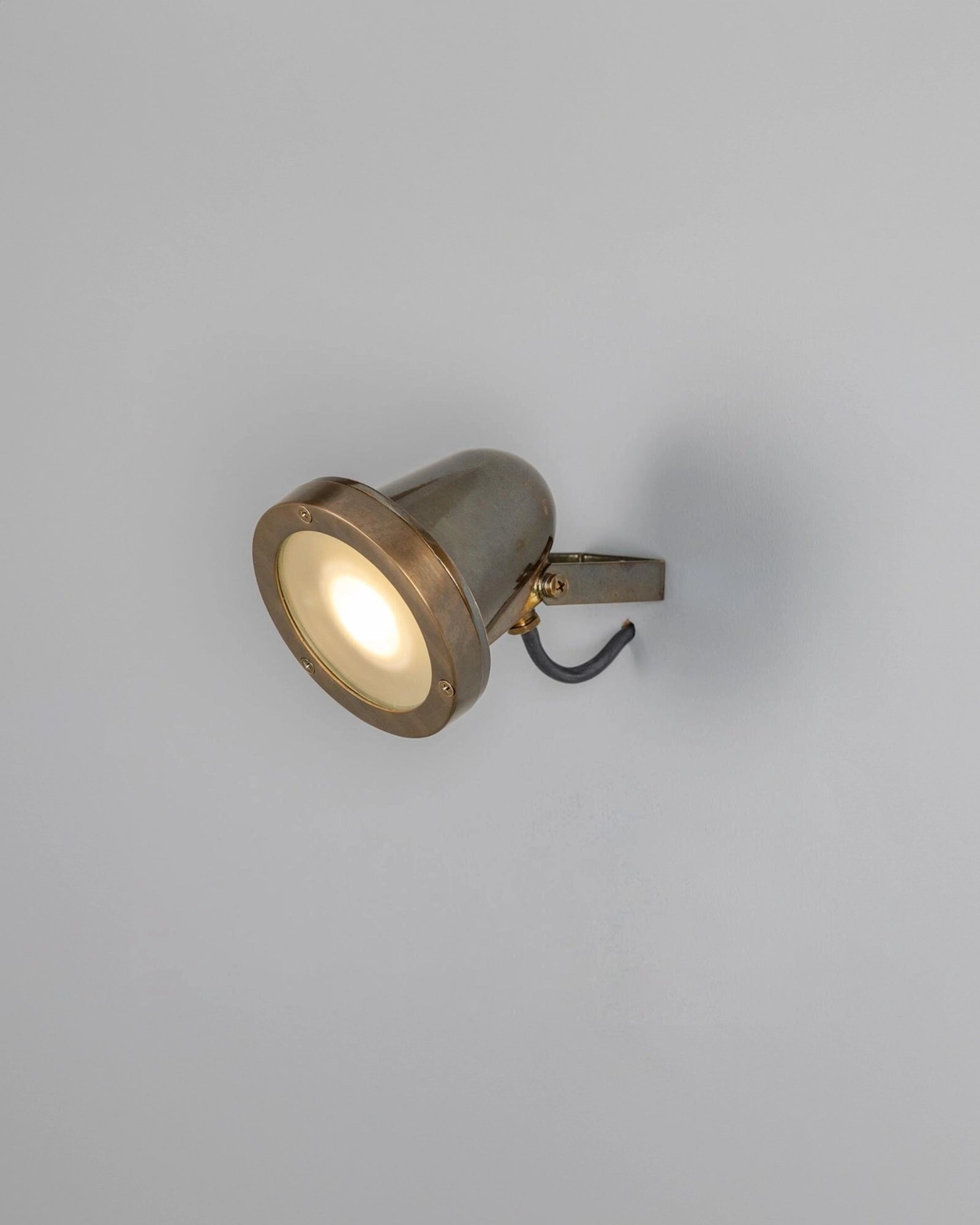 Thames Outdoor Wall Light