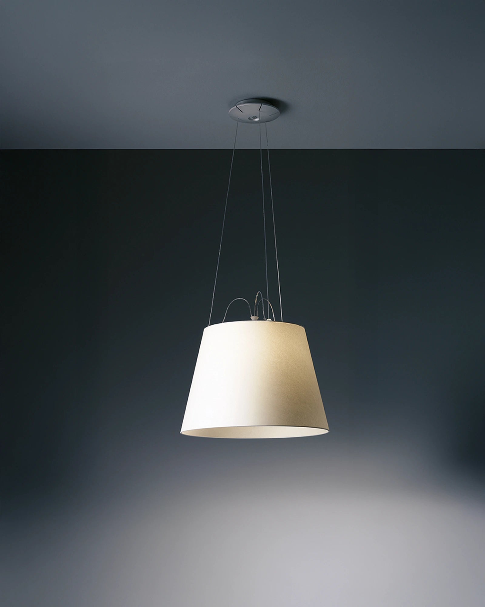 Tolomeo Mega Pendant Light