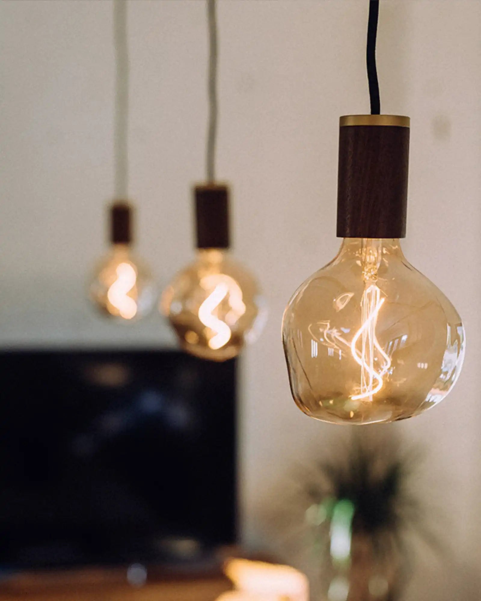 Voronoi I Pendant Light by Tala | Nook Collections