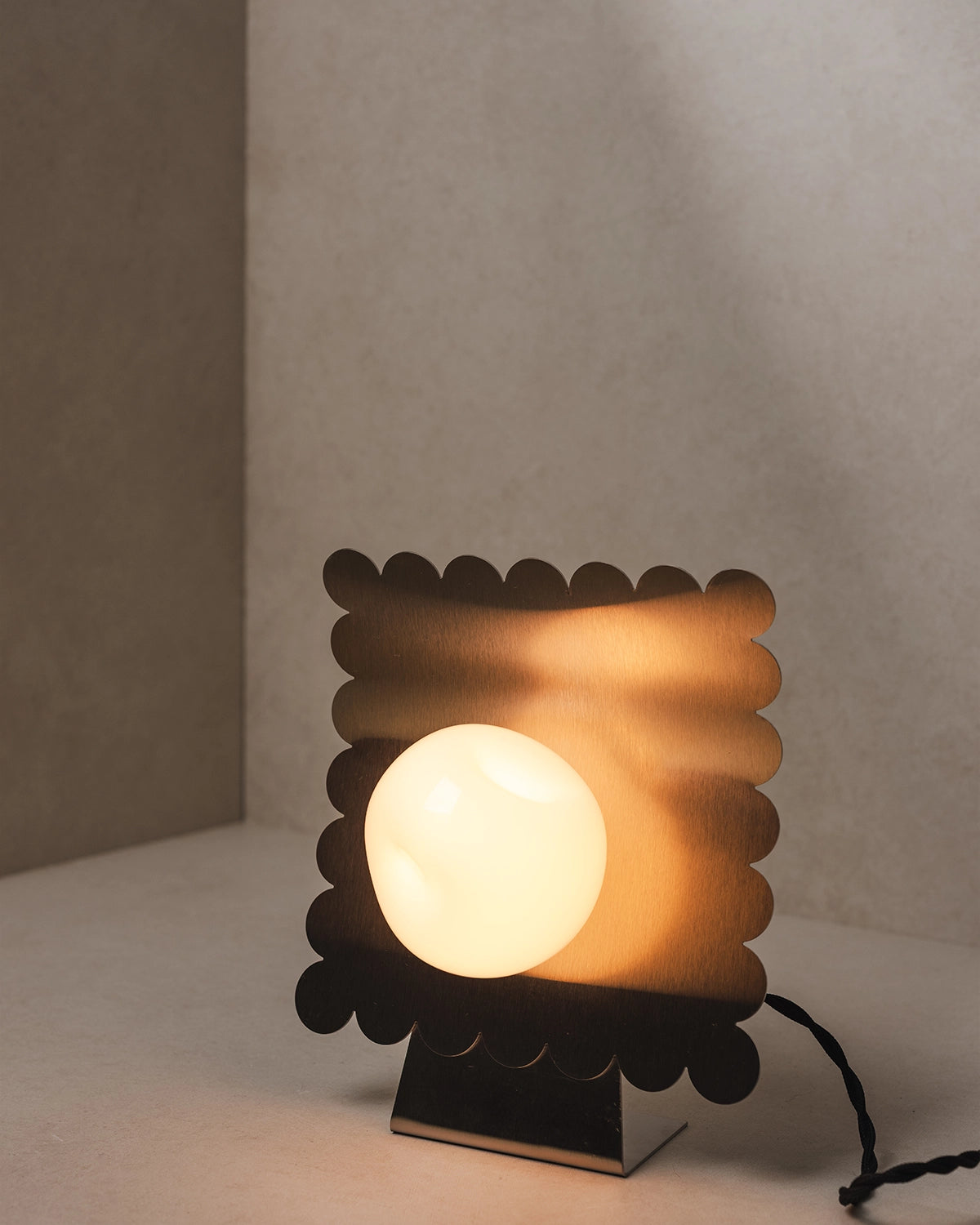 Wave Table Lamp