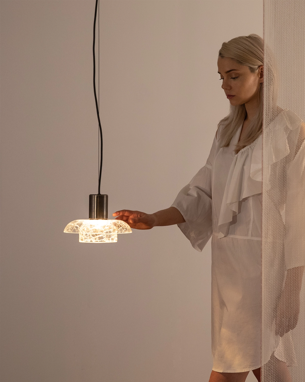 Crackle Pendant Light S2