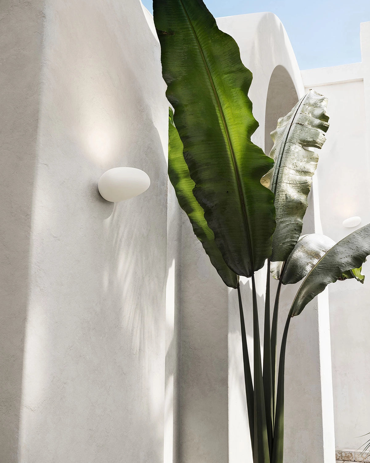 Flo Outdoor Wall Light