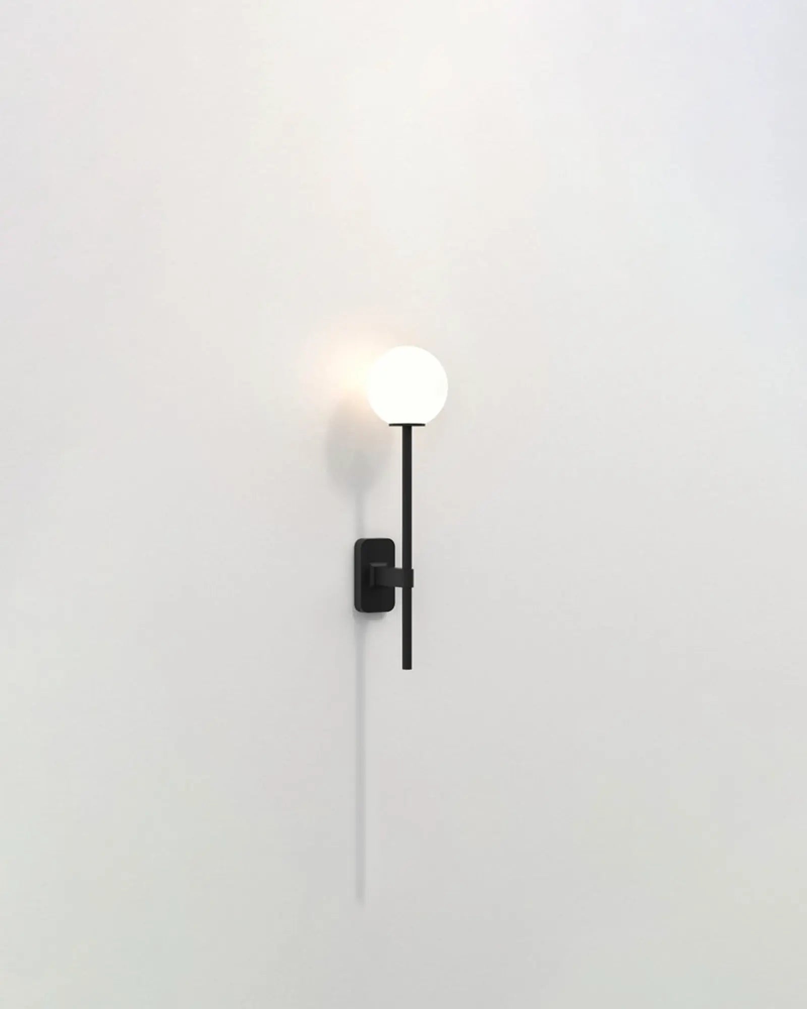 Tacoma single orb wall light