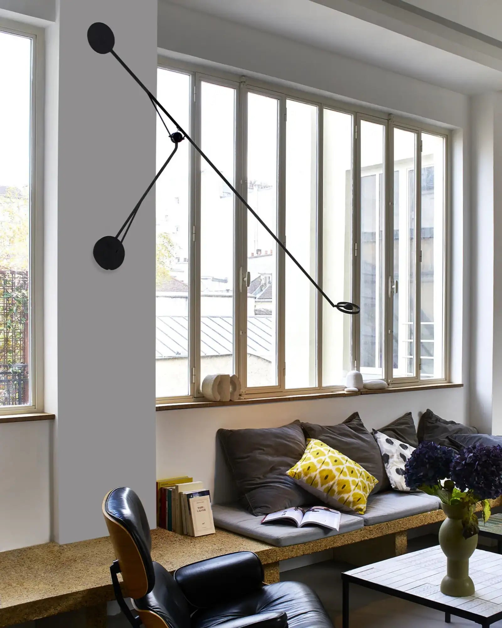 Aaro Wall Light