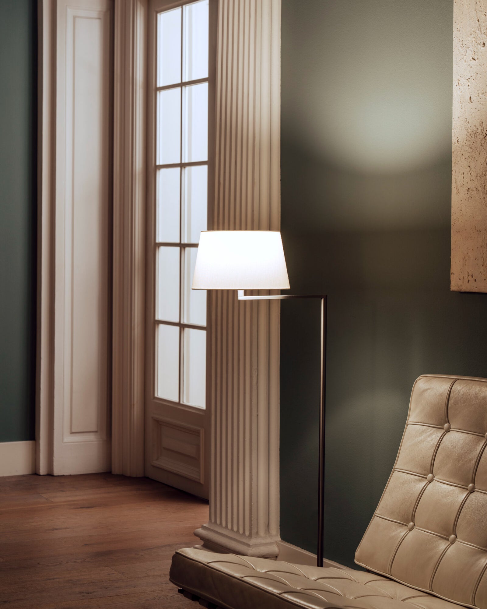 Americana Floor Lamp
