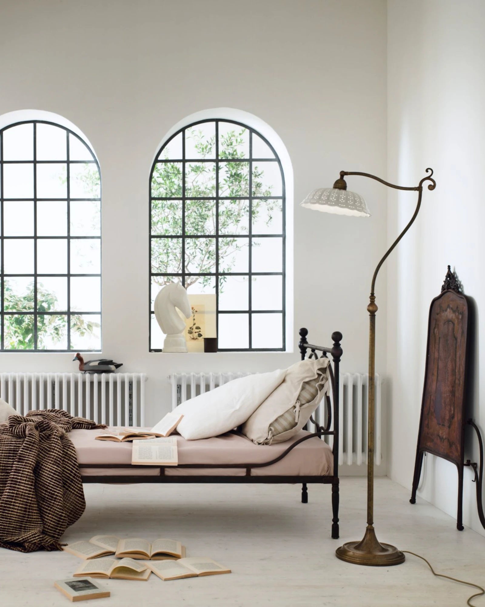 Anita Floor Lamp