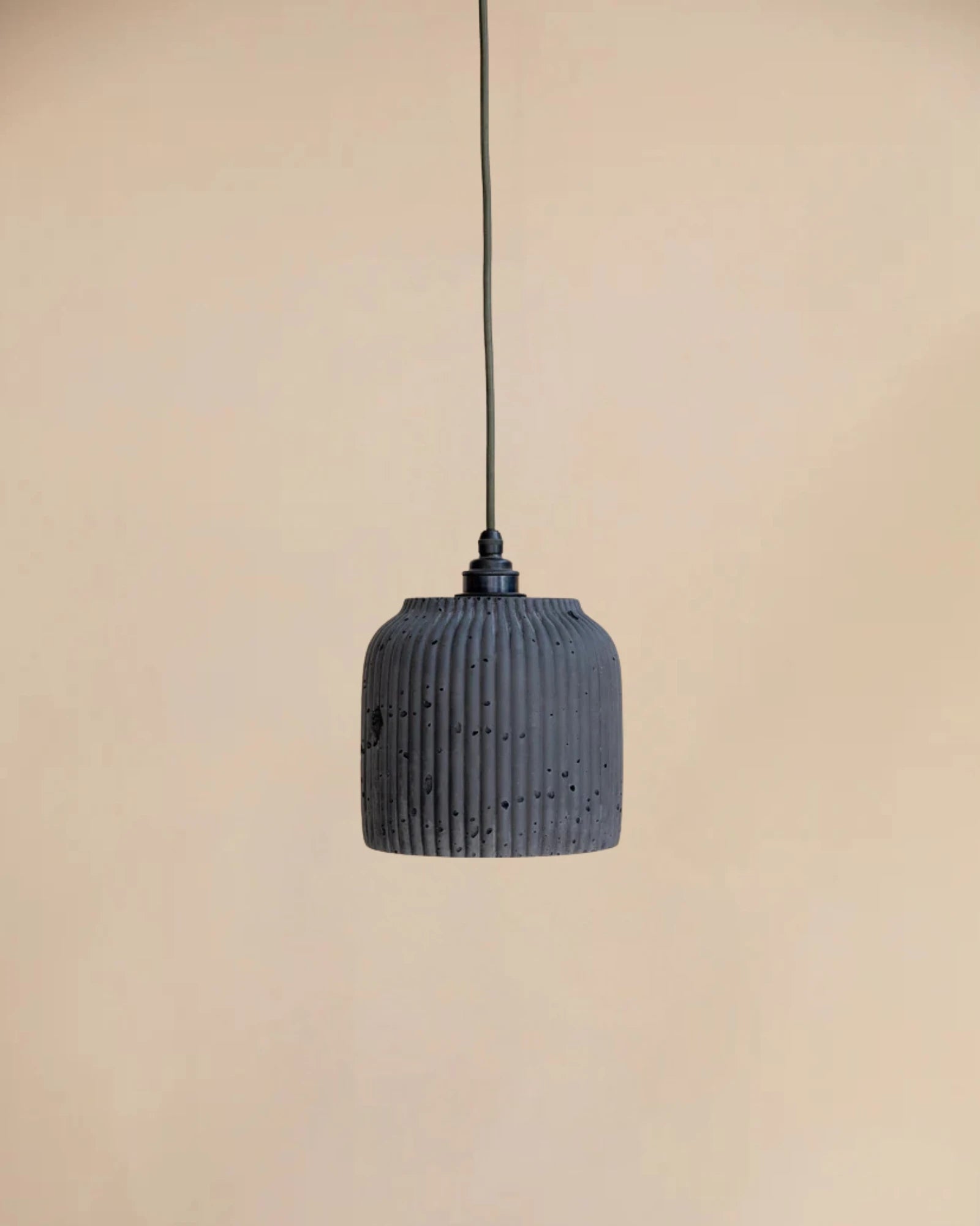Banc Pendant Light