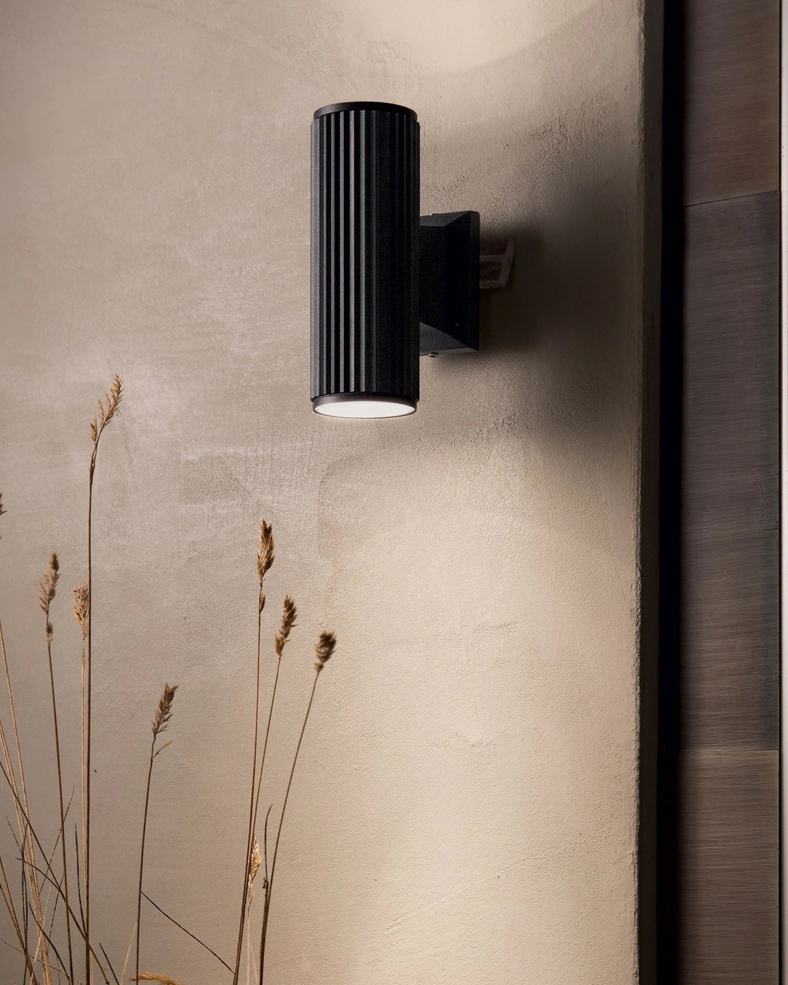 Base Wall Light