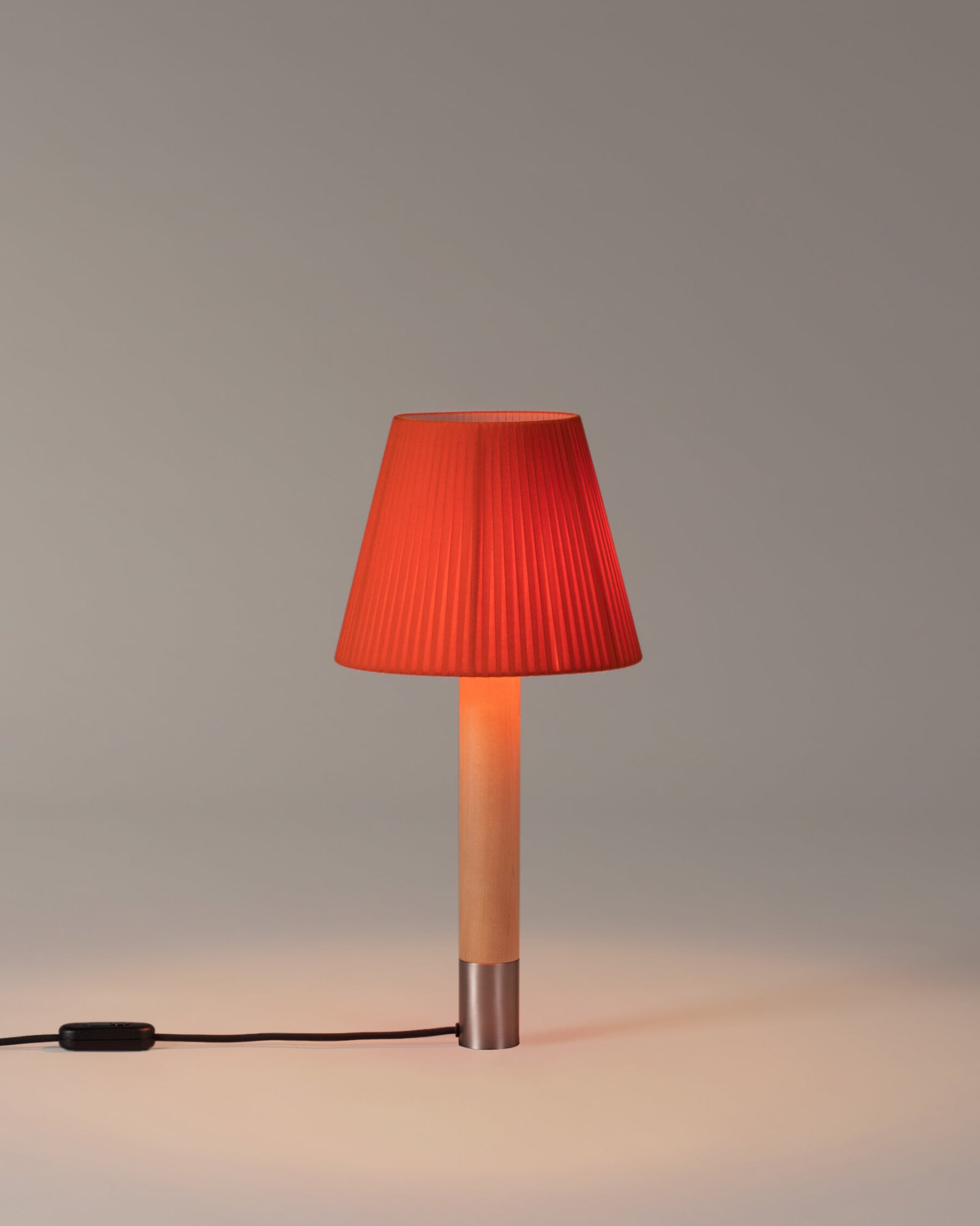Básica Table Lamp