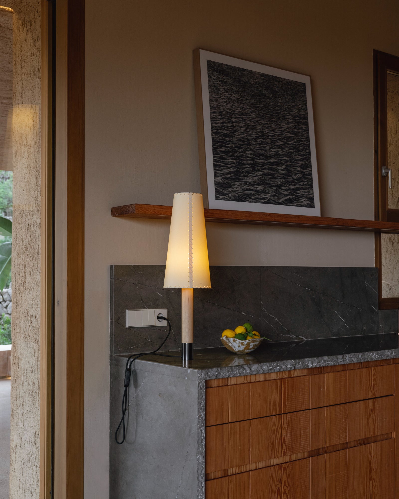 Básica Tall Table Lamp