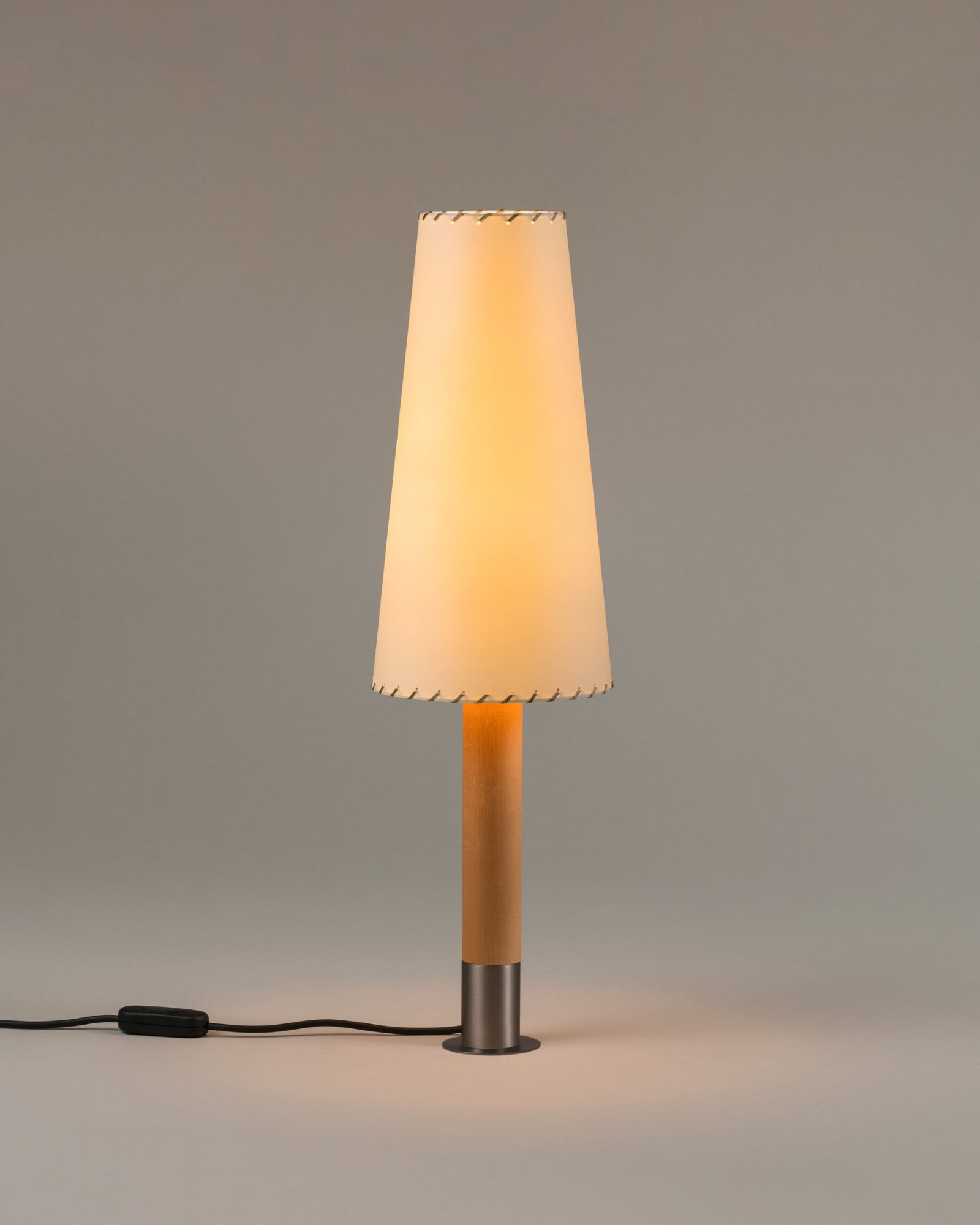 Básica Tall Table Lamp