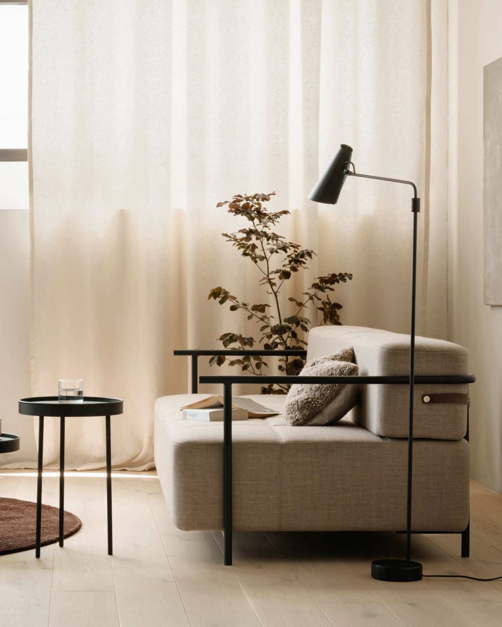 Birdy Swing Floor Lamp
