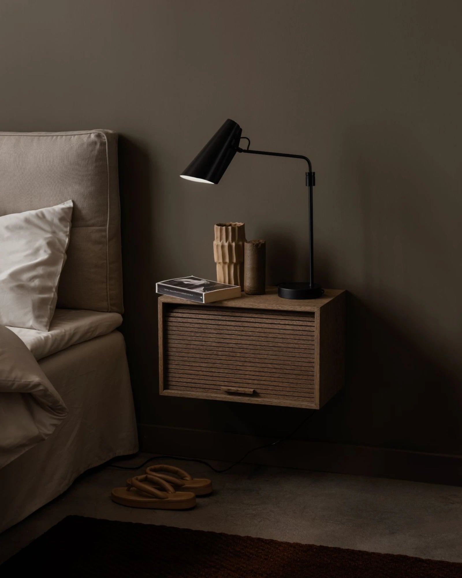 Birdy Swing Table Lamp