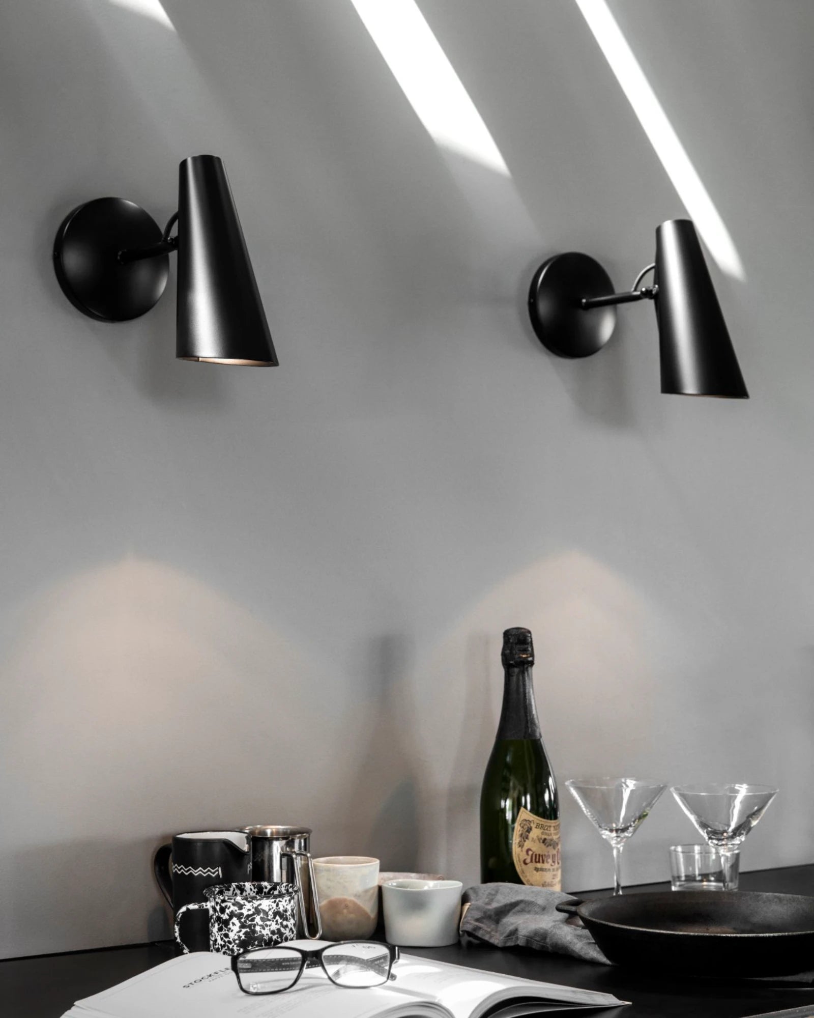 Birdy Wall Light