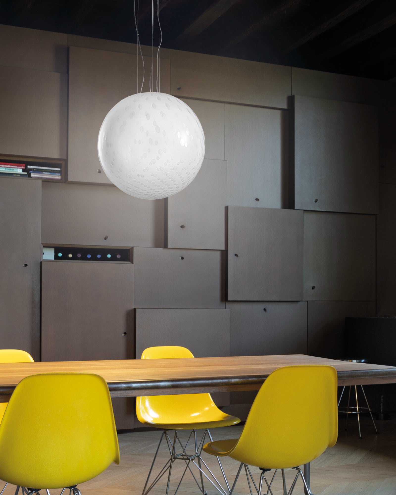 Bolle Pendant Light