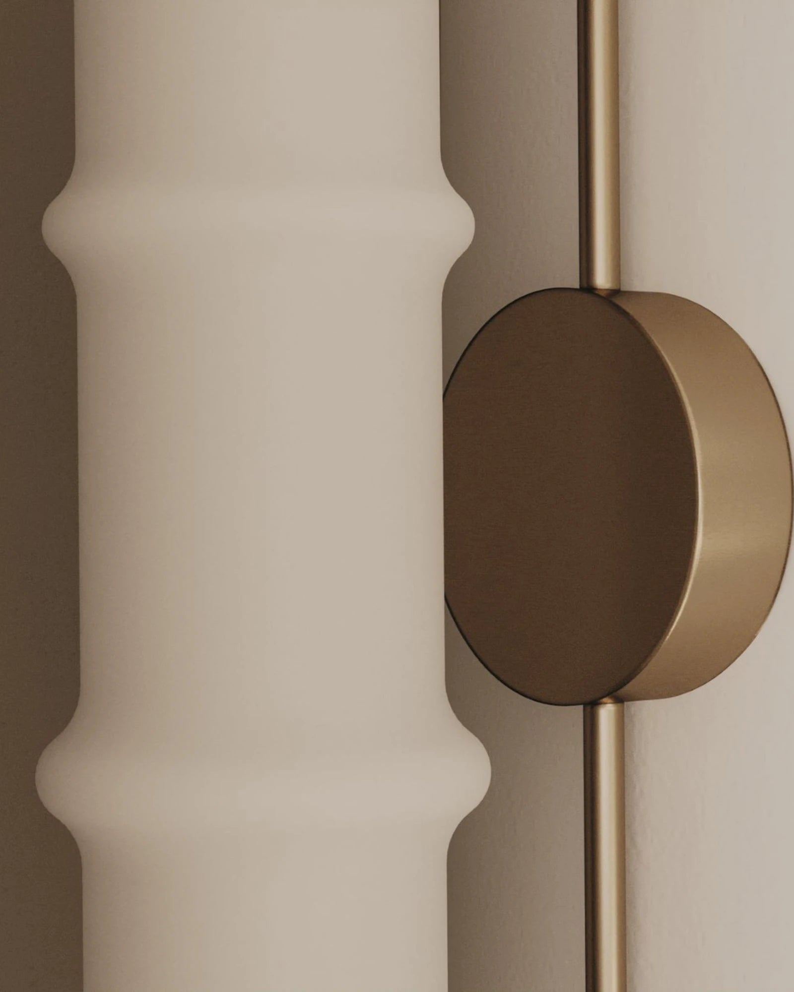 Canna Wall Light
