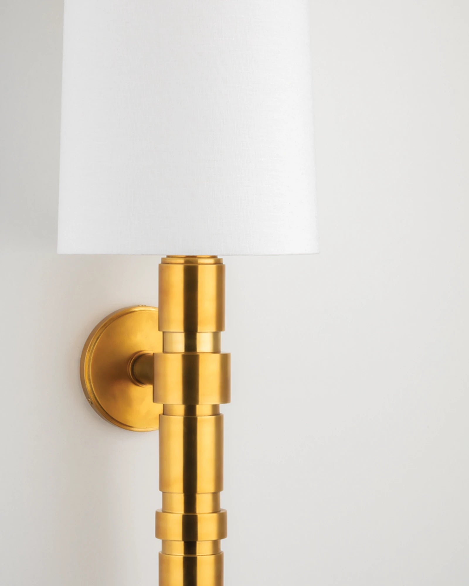 Cormoran Wall Light