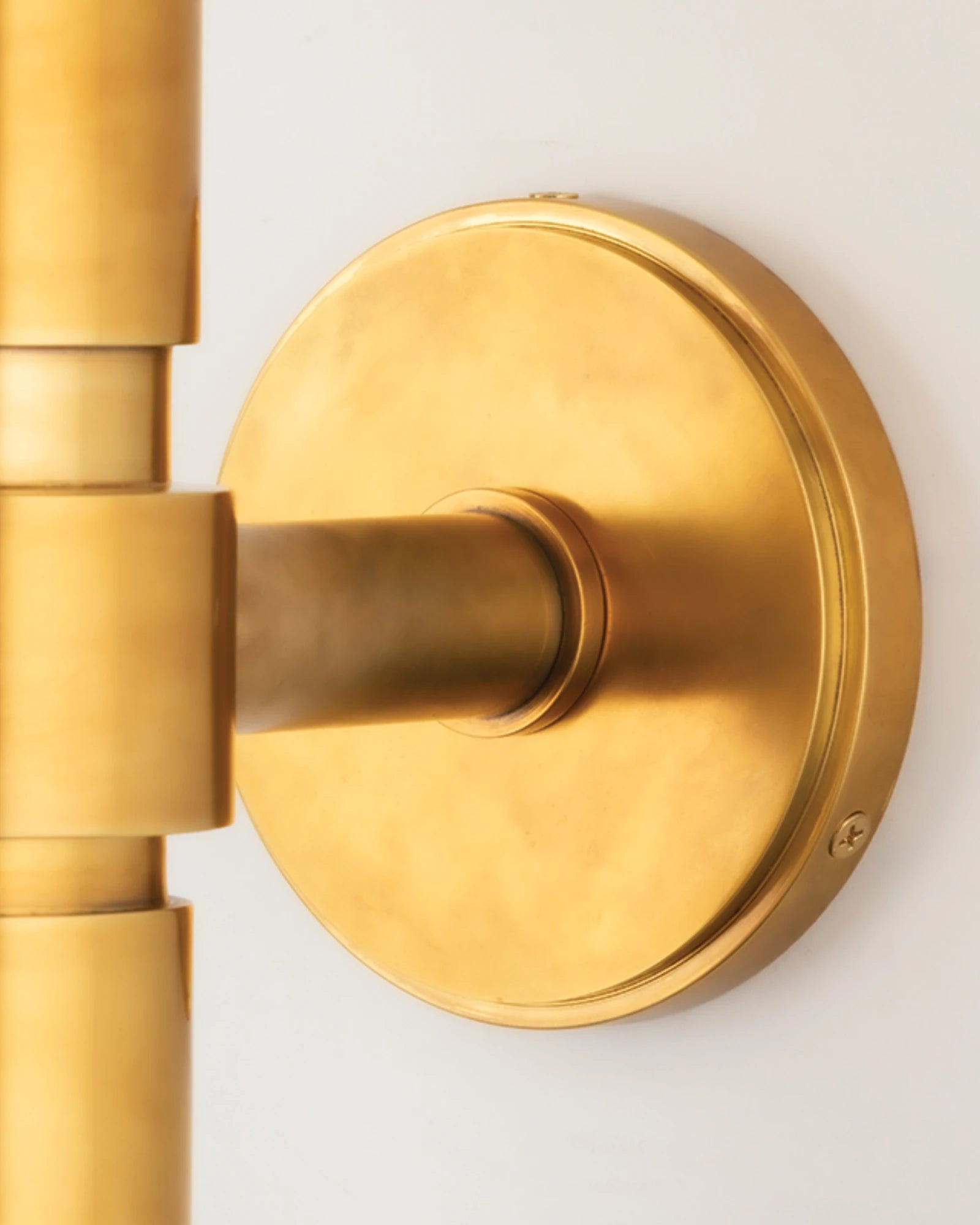 Cormoran Wall Light