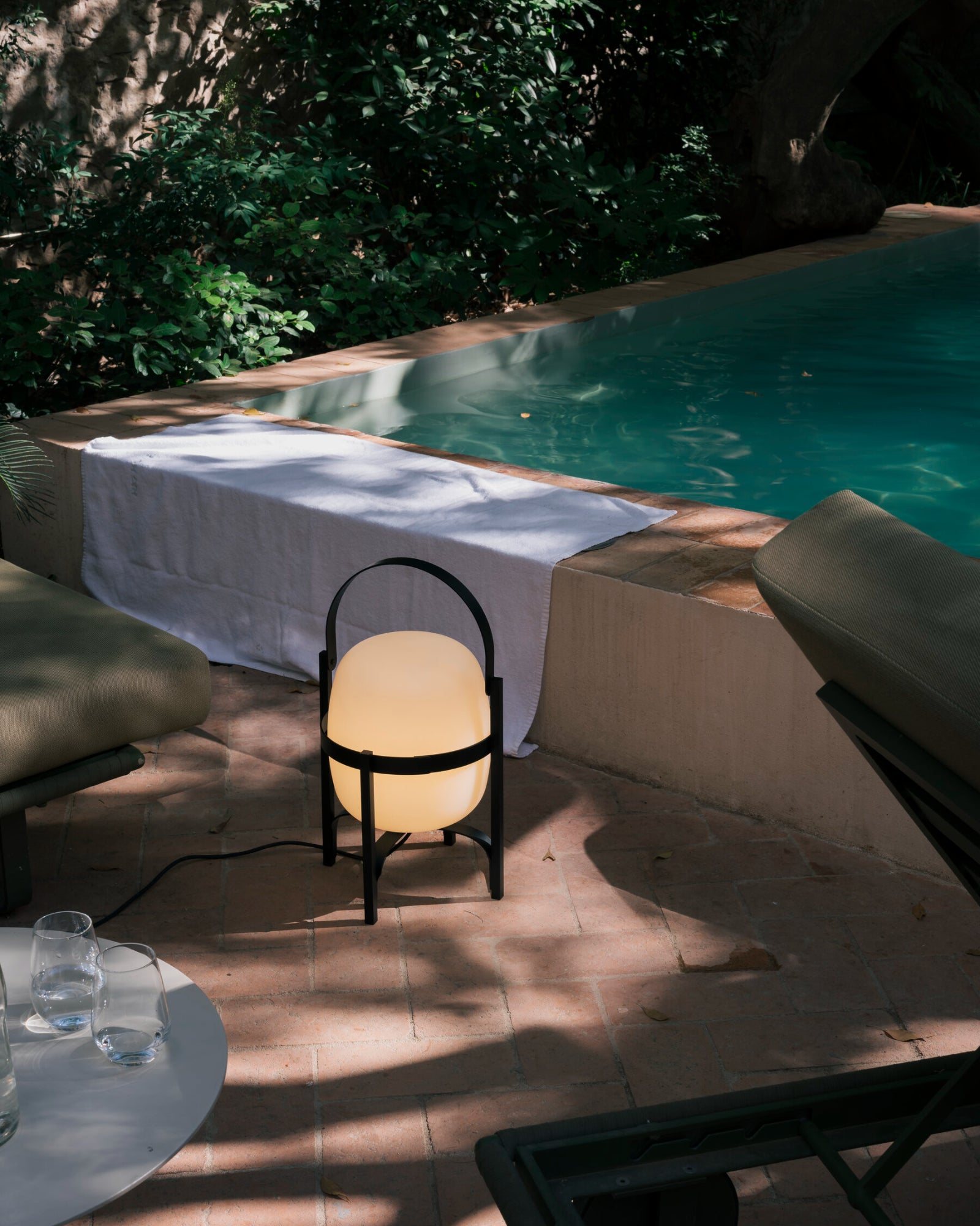 Cesta Outdoor Table Lamp