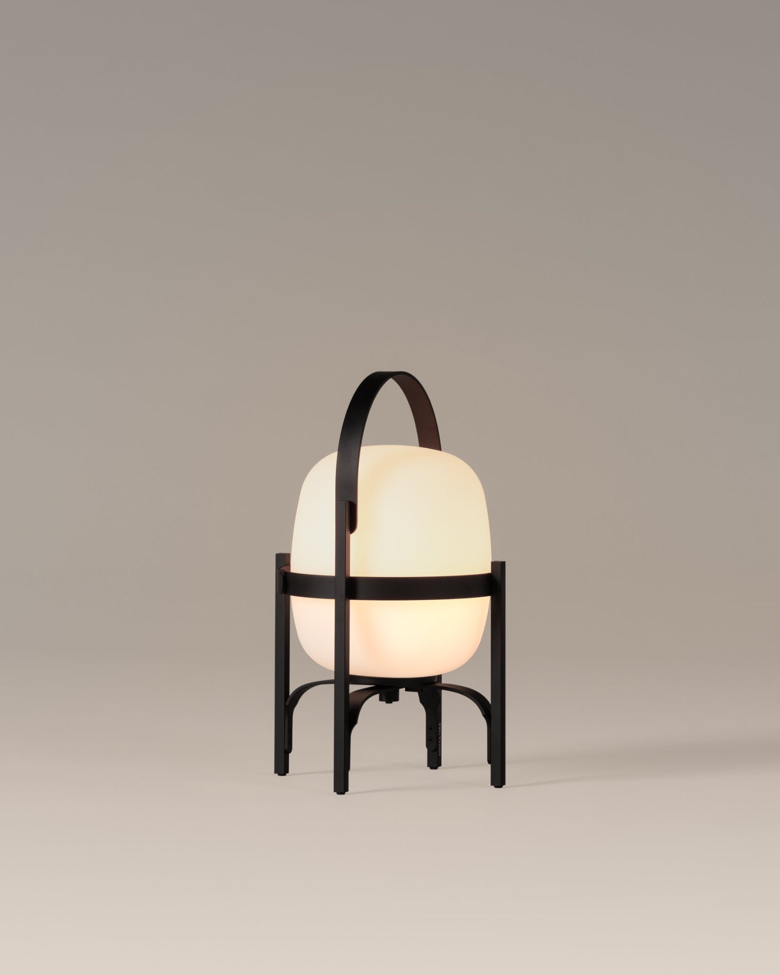 Cestita Alubat Table Lamp