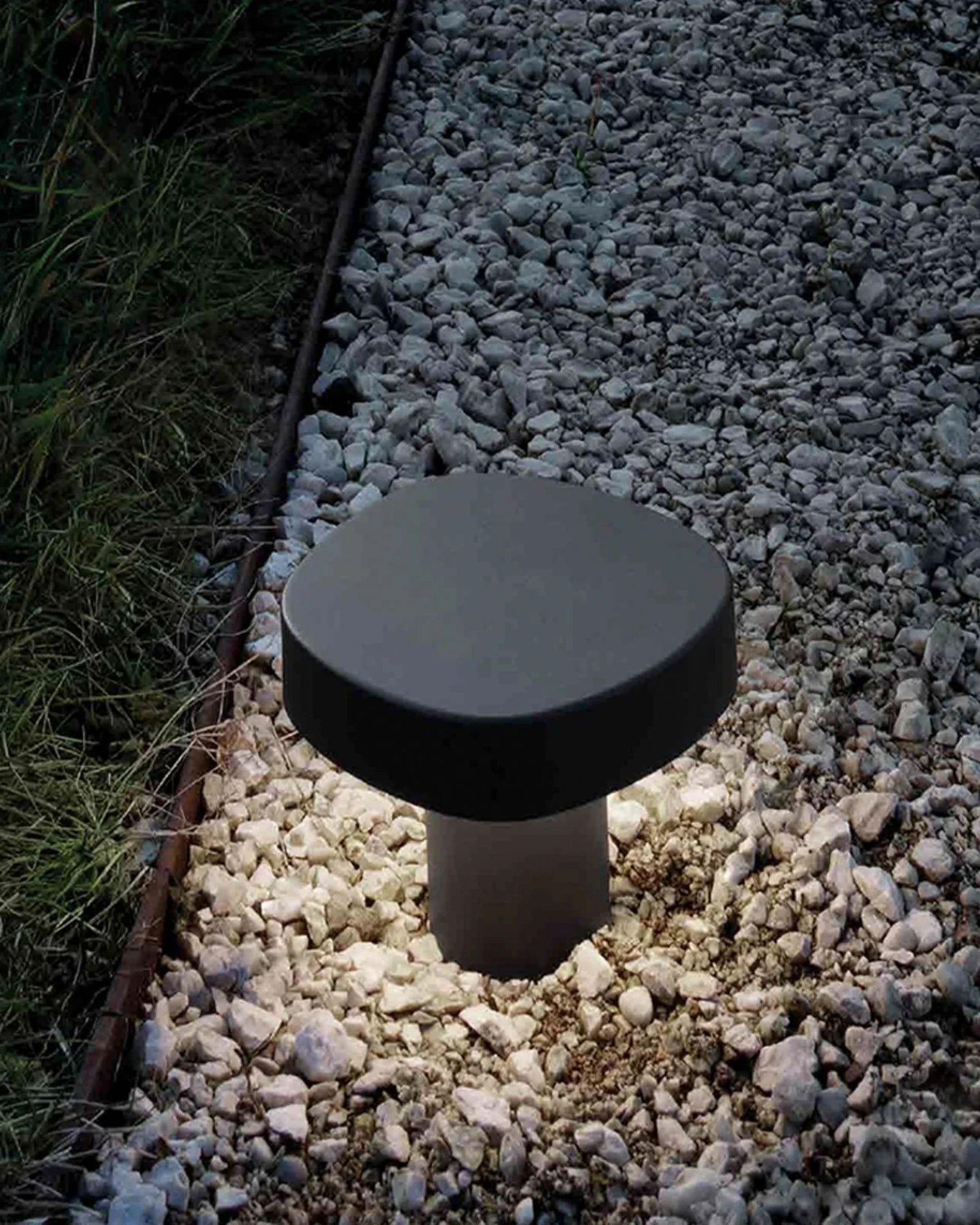 Ciottolo Bollard Light