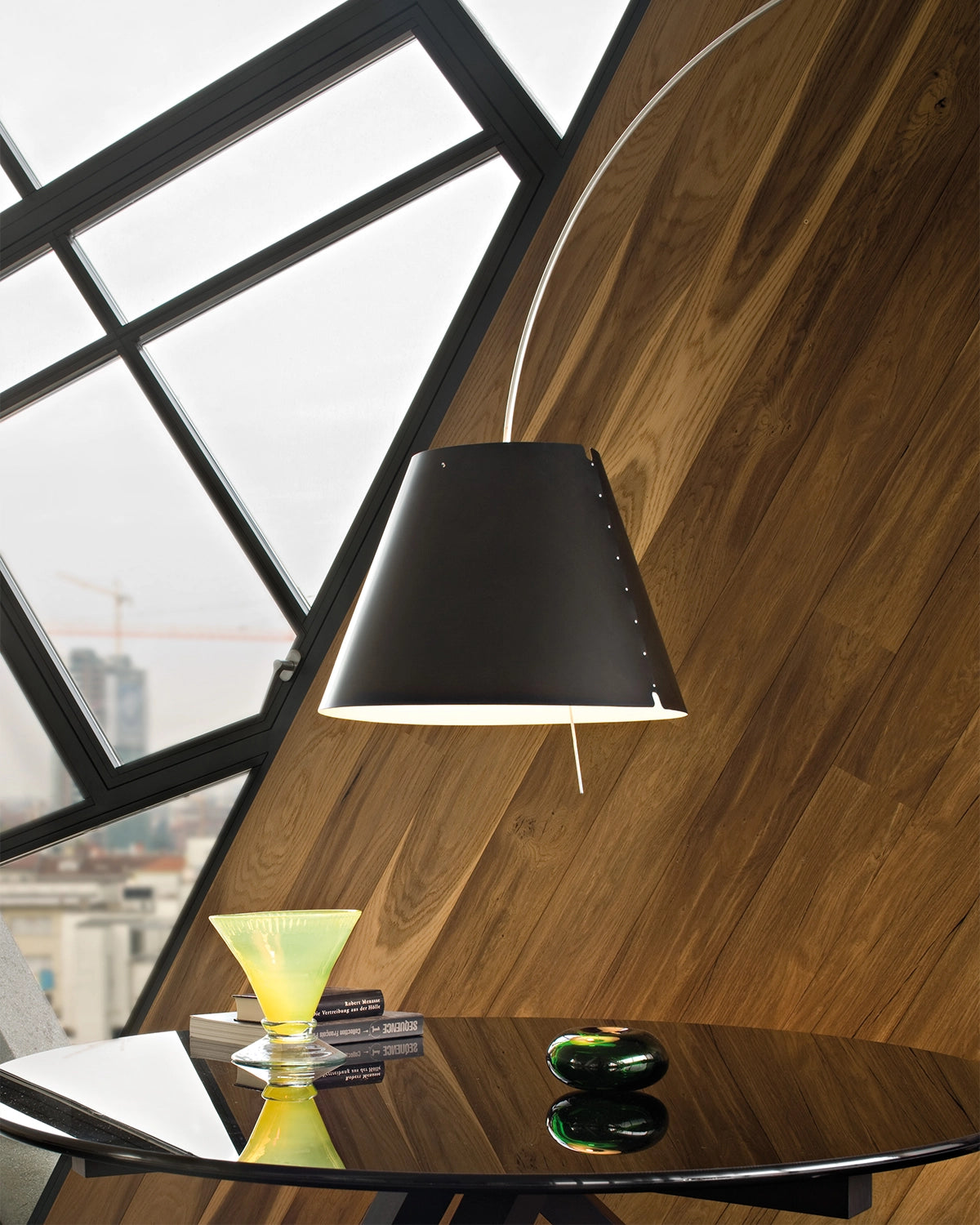 Lady Costanza Floor Lamp