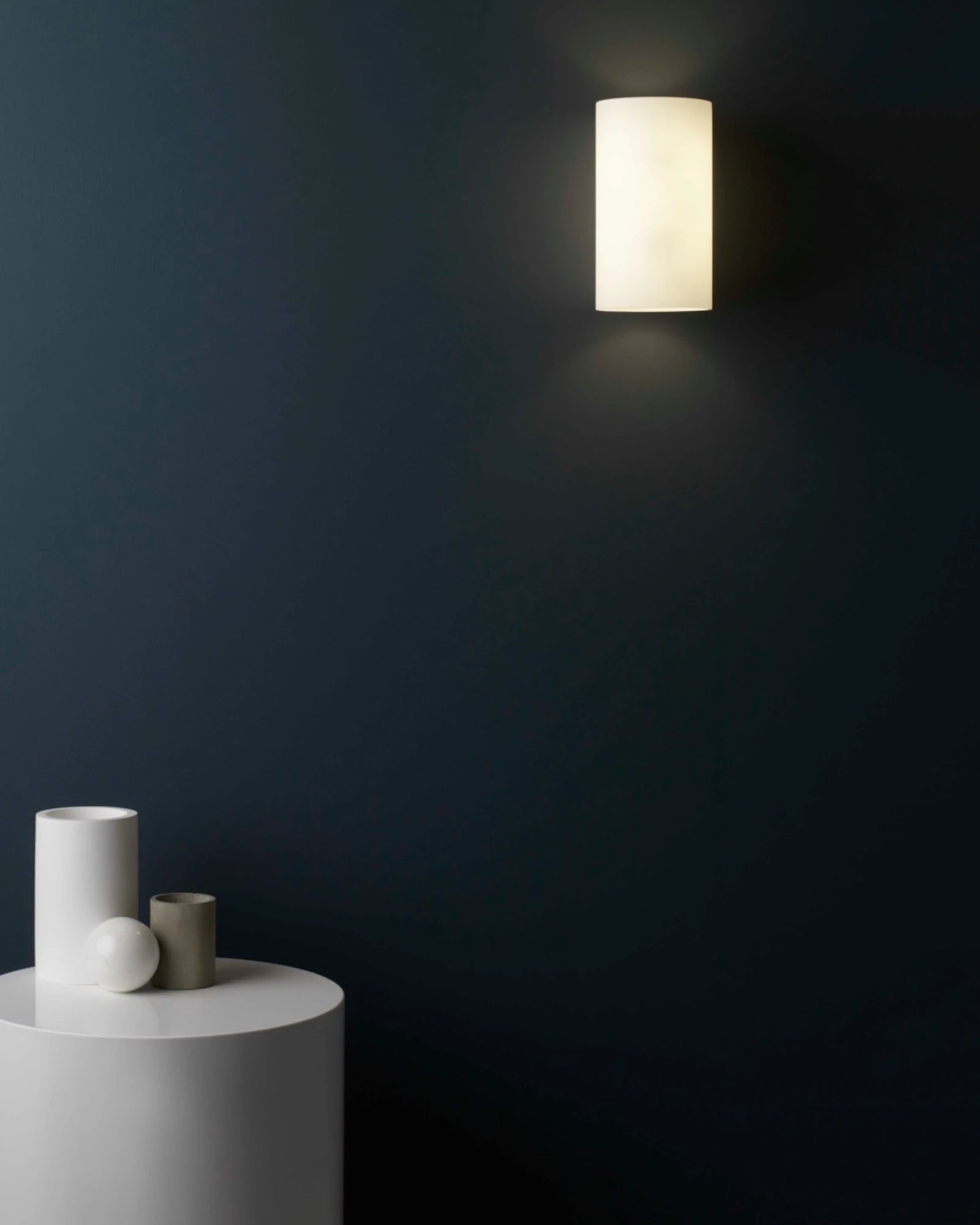 Cyl Wall Light