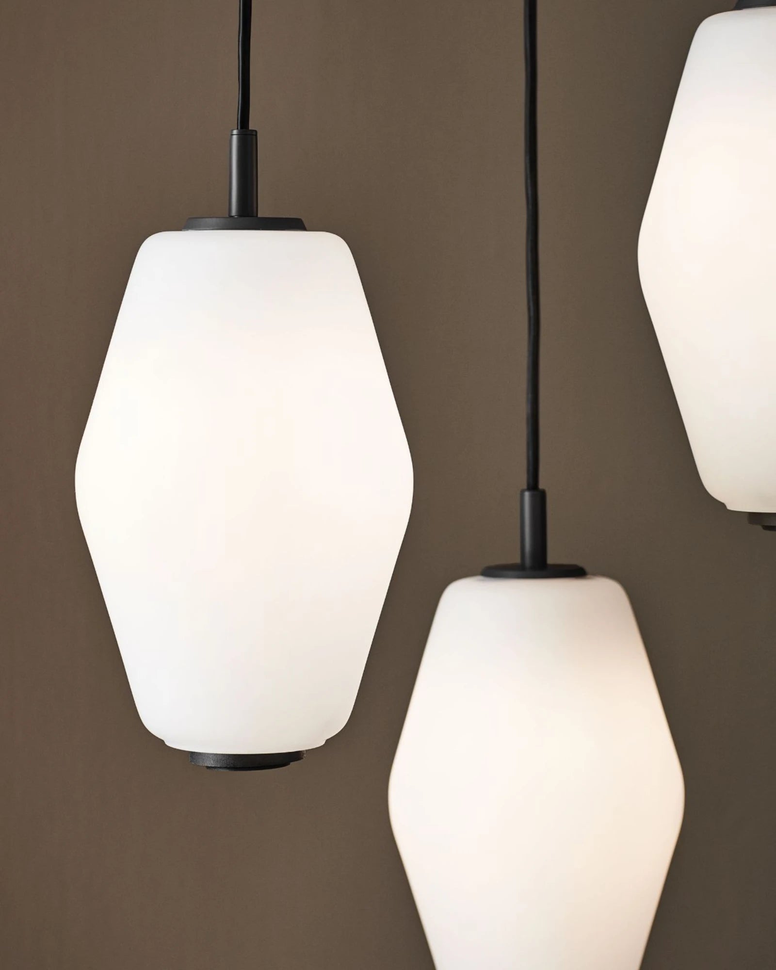 Dahl Pendant Light