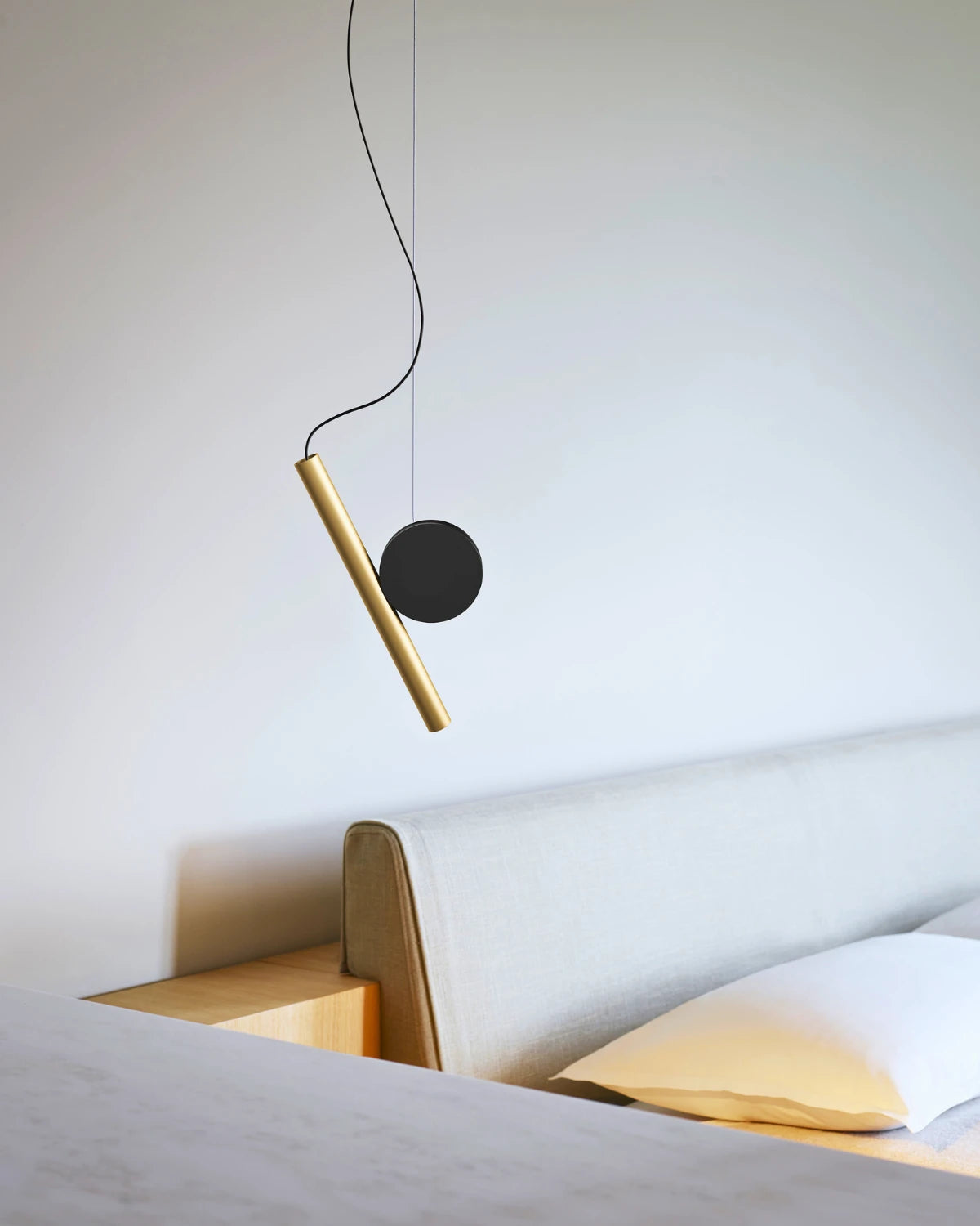 Doi Pendant Light