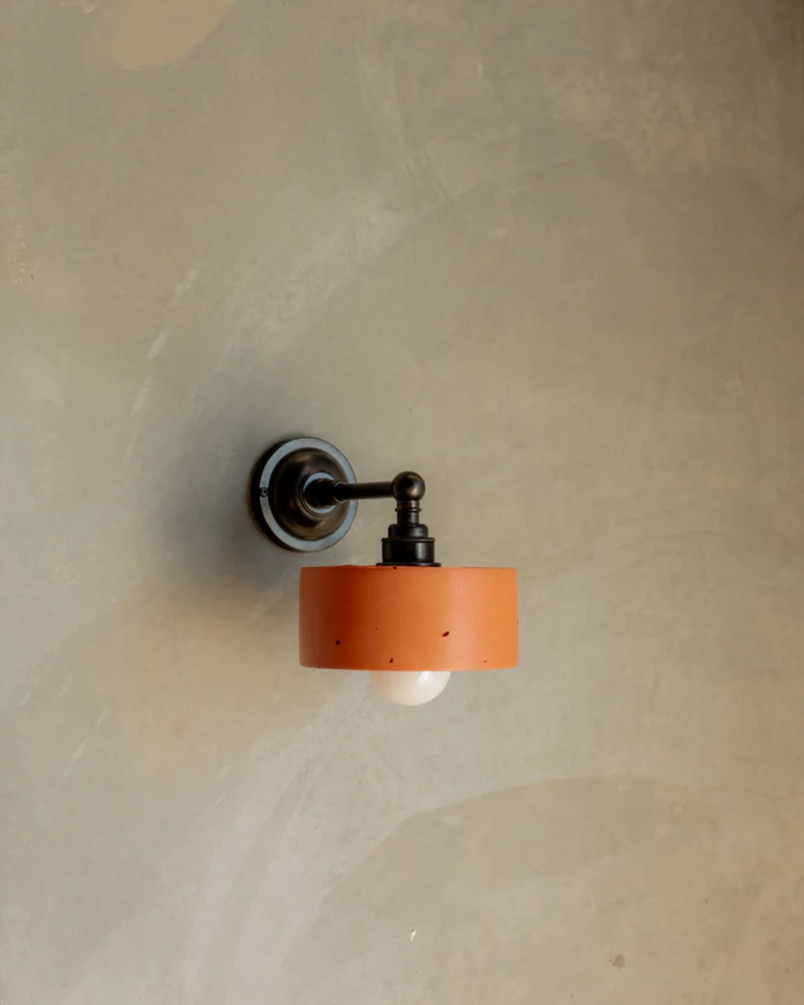 Dorea Straight Arm Wall Light