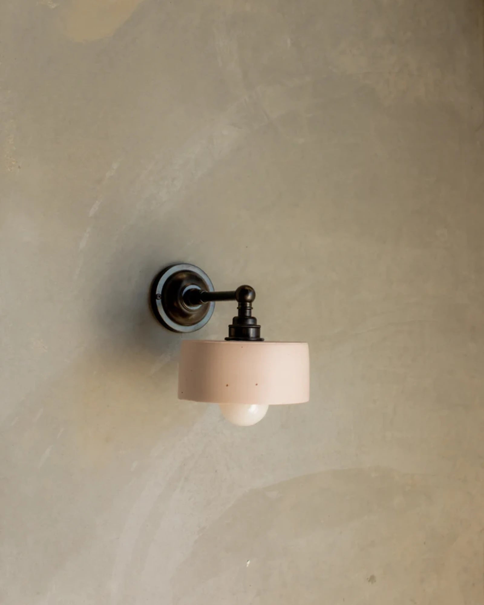 Dorea Straight Arm Wall Light
