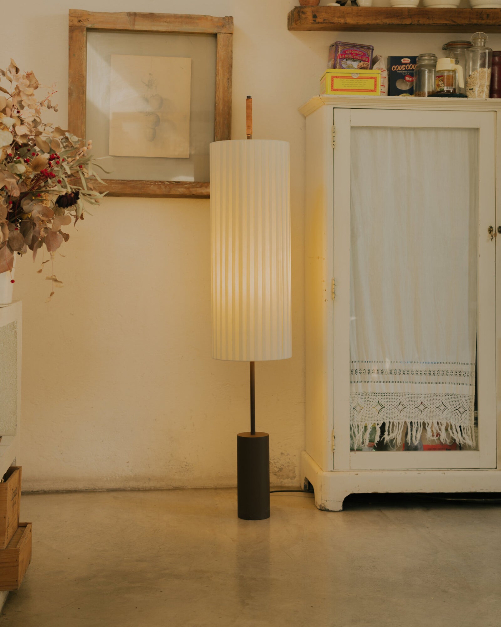 Dorica Floor Lamp