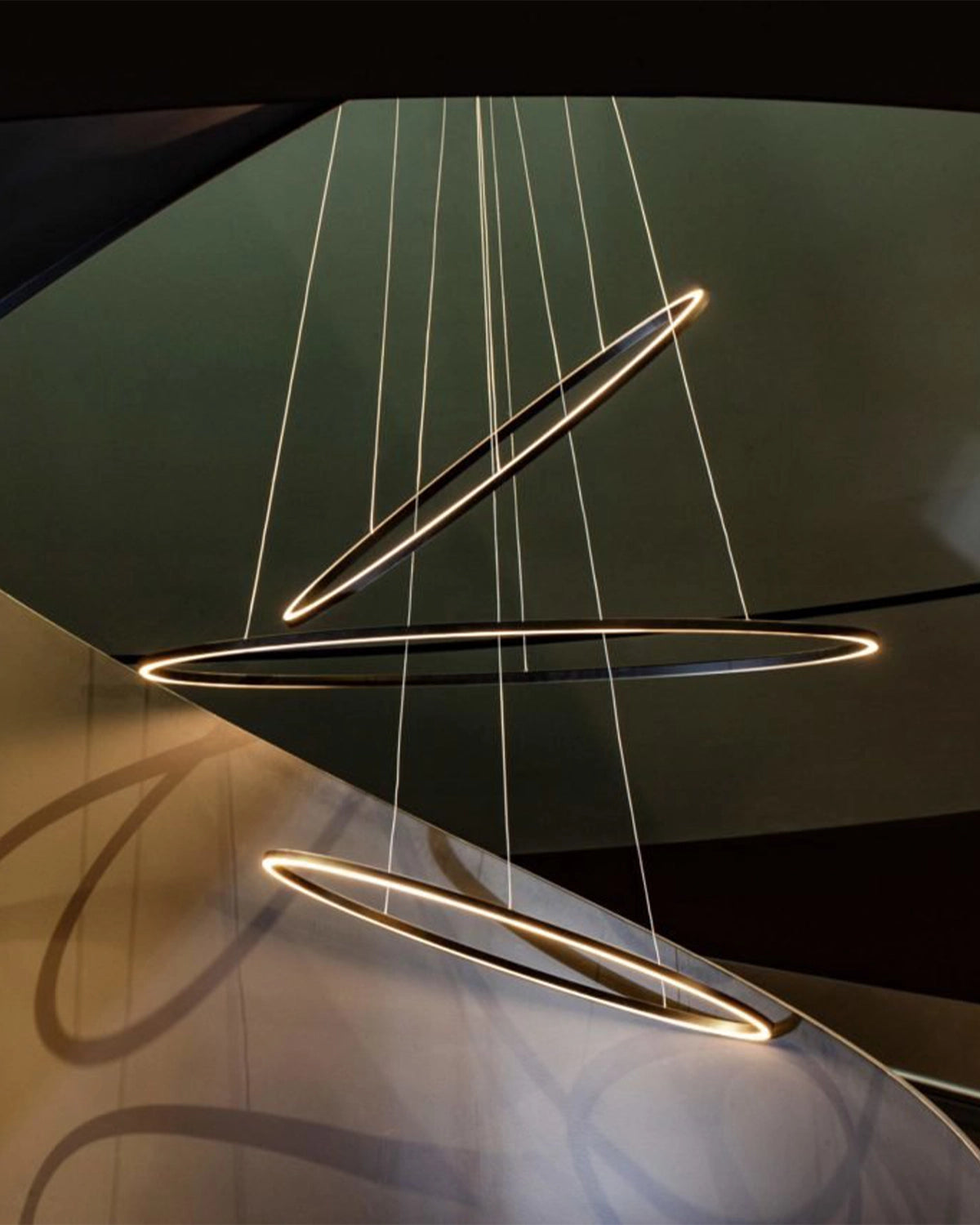 Ellisse Triple Pendant Light