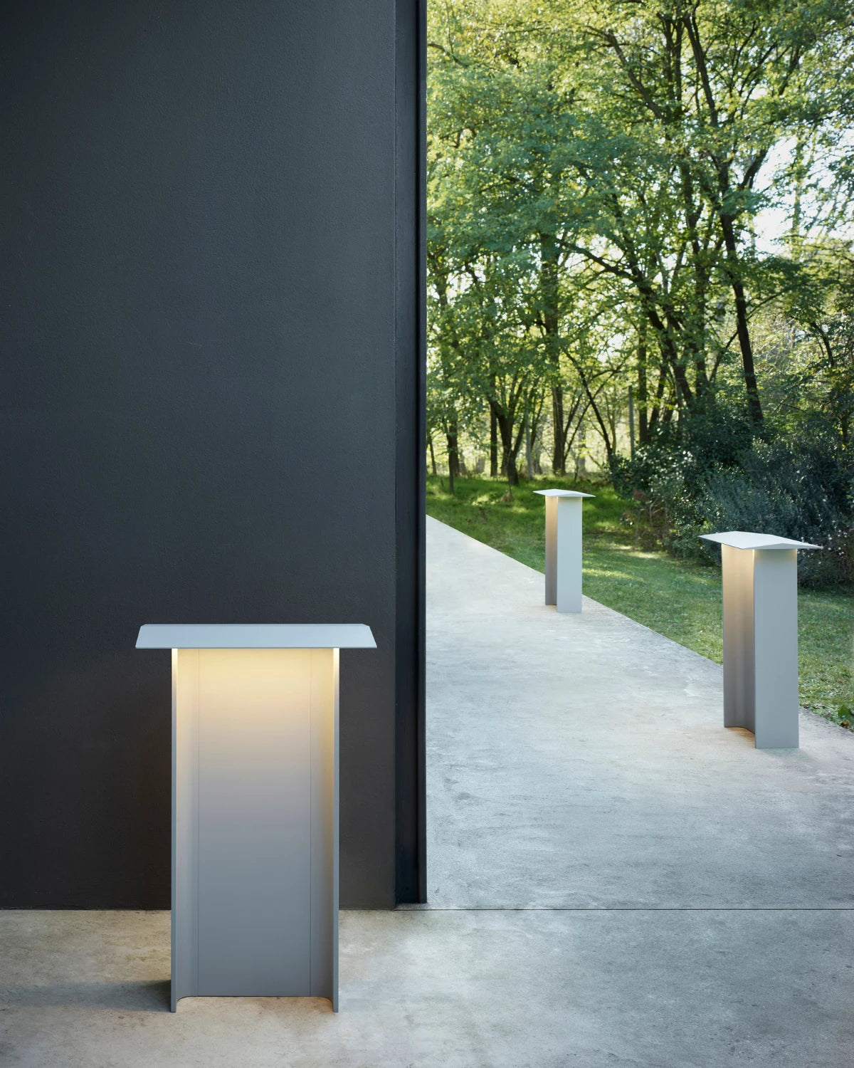 Fienile Outdoor Floor Lamp