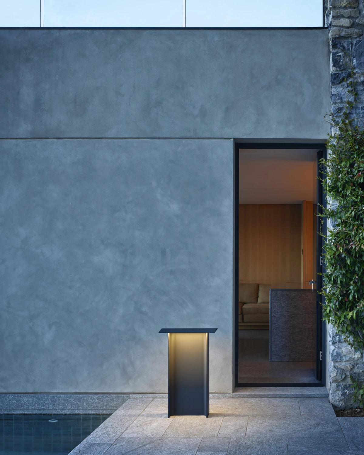 Fienile Outdoor Floor Lamp